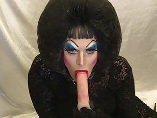 Drag Queen Slut Starting Webcam With A Master free video