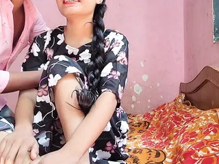 Desi Bhabhi Bahar Thi Tabhi Vaha Usaka Padoshi Aya Or Bhabhi Ko Chod Diya free video