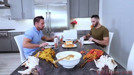 18 Amateur Family And Strokes Thanks Giving Dinner Army Boy Meets Busty Stepmom free video